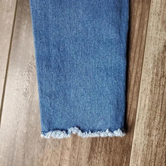 Jessica Simpson Toddler Girl Size 18m Skinny Jeans Medium Wash Blue Raw Hem - Picture 11 of 15